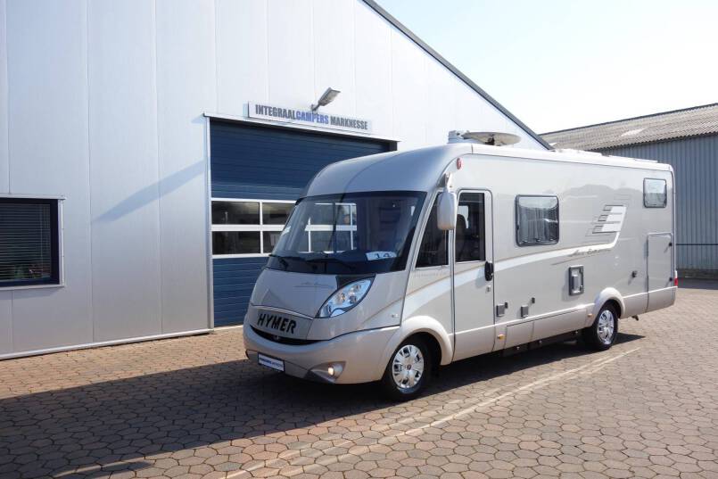 Hymer B 674 SL Star Edition 3.0 jet 177 PK AUTOMAAT, Champagne, 2 aparte bedden, 52