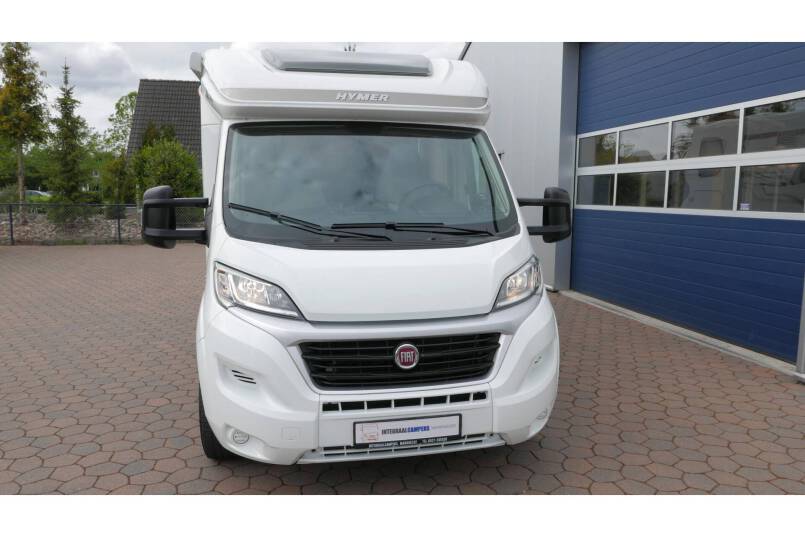 Hymer T 588 SL AUTOMAAT, 180 pk half integraal, enkele bedden 1
