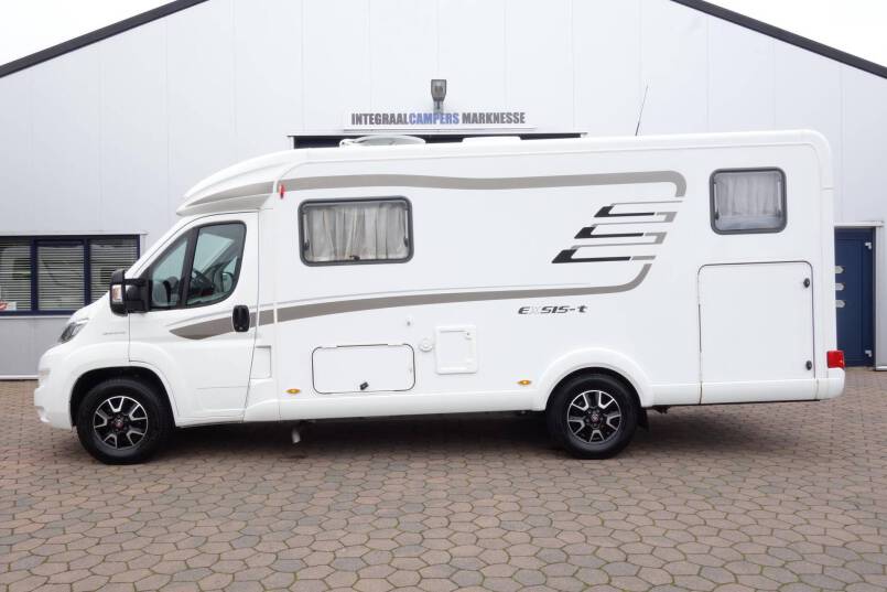 Hymer Exsis T 588 AUTOMAAT, 150 pk, compact met 2 aparte bedden 2