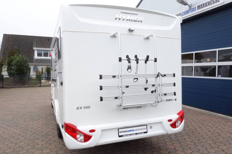 Hymer Exsis T 588 AUTOMAAT, 150 pk, compact met 2 aparte bedden 3
