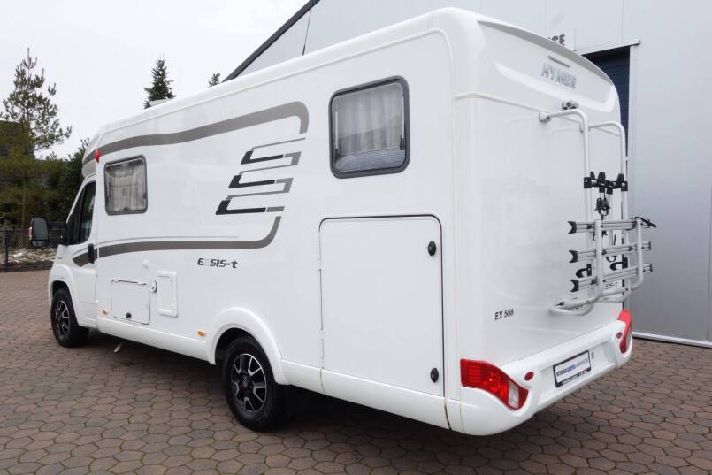 Hymer Exsis T 588 AUTOMAAT, 150 pk, compact met 2 aparte bedden 5