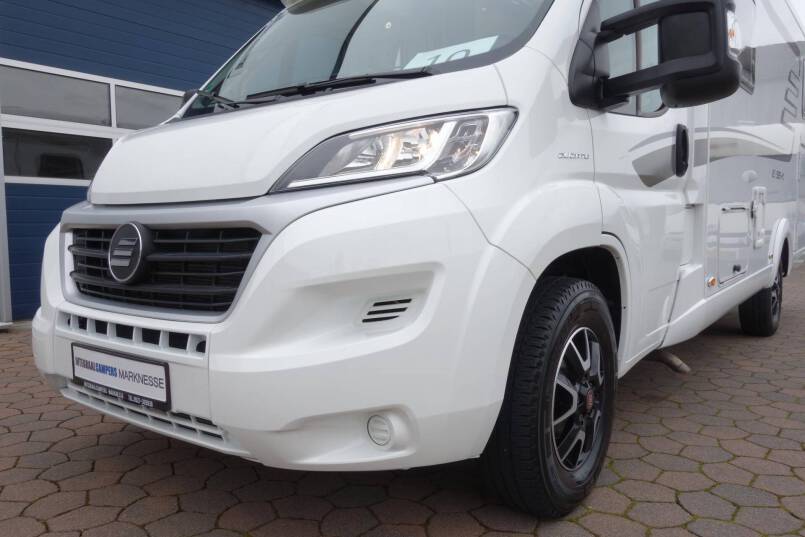 Hymer Exsis T 588 AUTOMAAT, 150 pk, compact met 2 aparte bedden 6