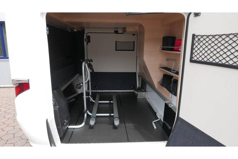 Hymer B 704 SL SupremeLine AUTOMAAT, 180 pk, 2 aparte bedden 10