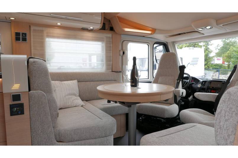 Hymer B 704 SL SupremeLine AUTOMAAT, 180 pk, 2 aparte bedden 27