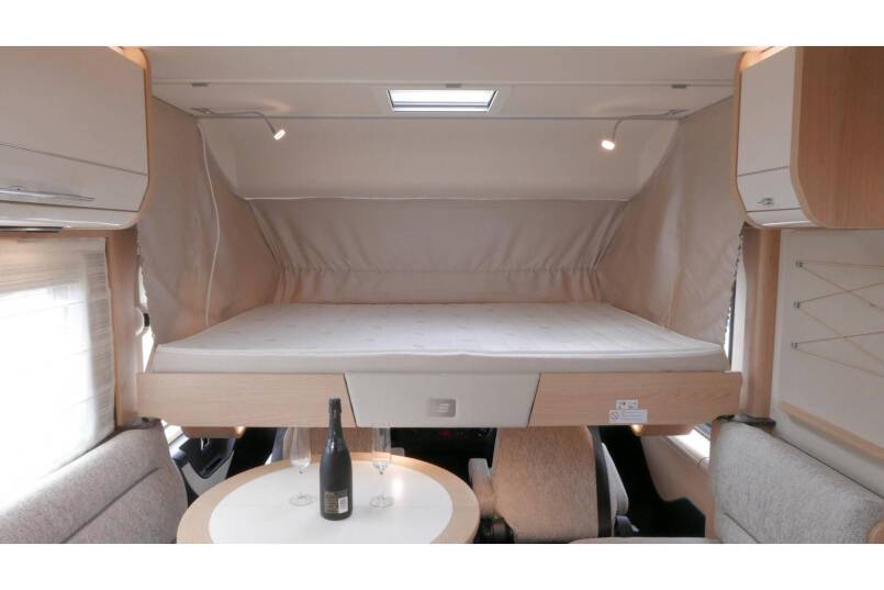Hymer B 704 SL SupremeLine AUTOMAAT, 180 pk, 2 aparte bedden 52