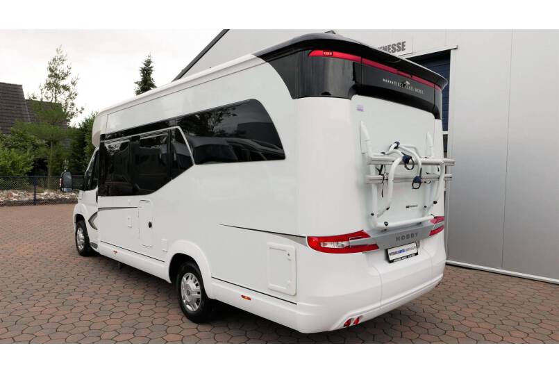 Hobby Premium 65 FL 2 x airco, 2 x zonnepaneel, automatische schotel 5