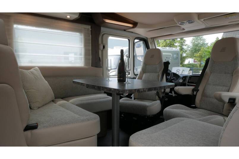 Hymer B 704 SL SupremeLine AUTOMAAT, 180 pk, 2 aparte bedden 24