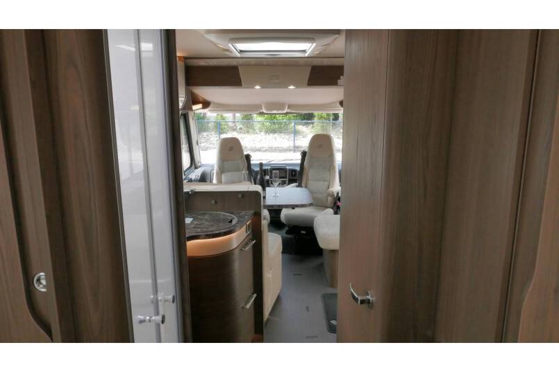Hymer B 704 SL SupremeLine AUTOMAAT, 180 pk, 2 aparte bedden 43