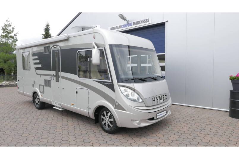 Hymer B 698 AUTOMAAT, 3.0 177 pk, Champagne, bovenkastjes cabine, Queensbed 4