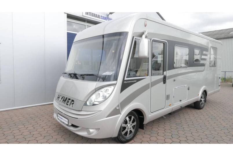 Hymer B 698 AUTOMAAT, 3.0 177 pk, Champagne, bovenkastjes cabine, Queensbed 6