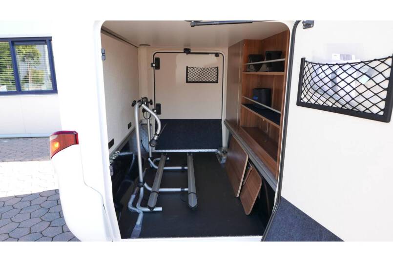 Hymer BMC I 580 9 G AUTOMAAT, 2 aparte bedden 12