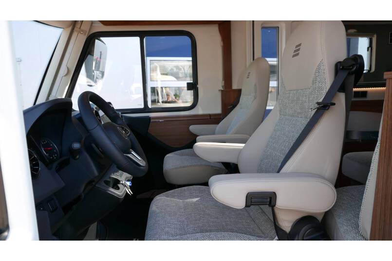 Hymer BMC I 580 9 G AUTOMAAT, 2 aparte bedden 18