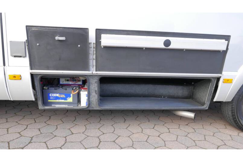 Hymer B 614 SL Elegance Zilver, grote garage, vol optie 14