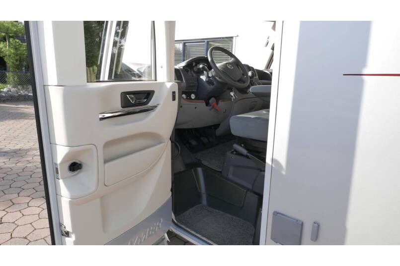 Hymer B 614 SL Elegance Zilver, grote garage, vol optie 17