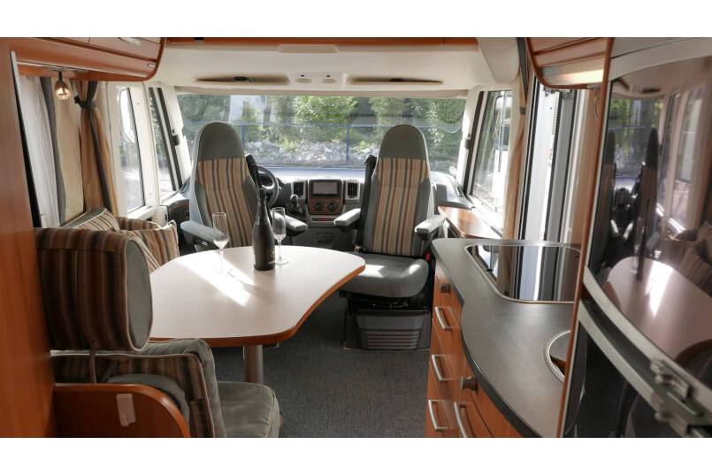 Hymer B 614 SL Elegance Zilver, grote garage, vol optie 21