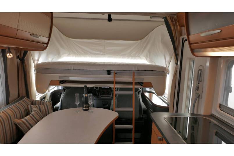 Hymer B 614 SL Elegance Zilver, grote garage, vol optie 35