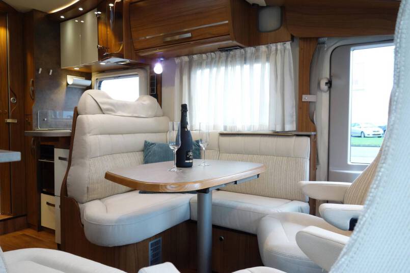 Hymer ML I 620 AUTOMAAT, 190 pk, 2 aparte bedden 20