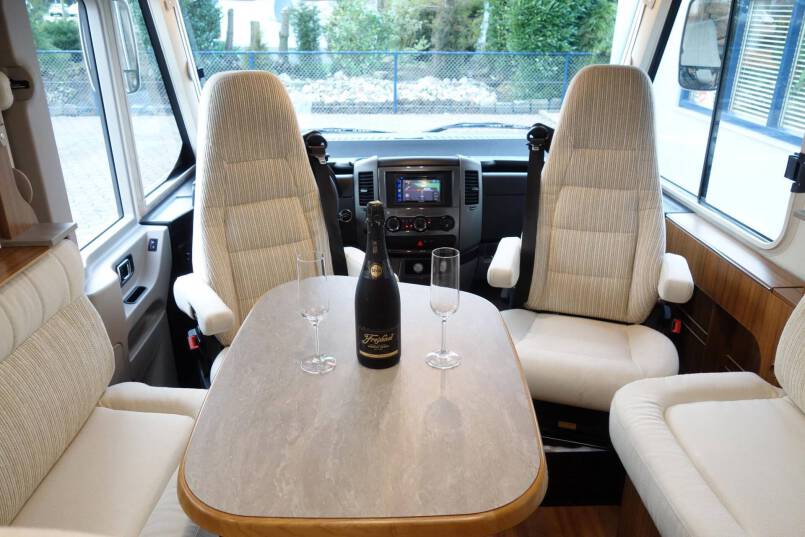 Hymer ML I 620 AUTOMAAT, 190 pk, 2 aparte bedden 22