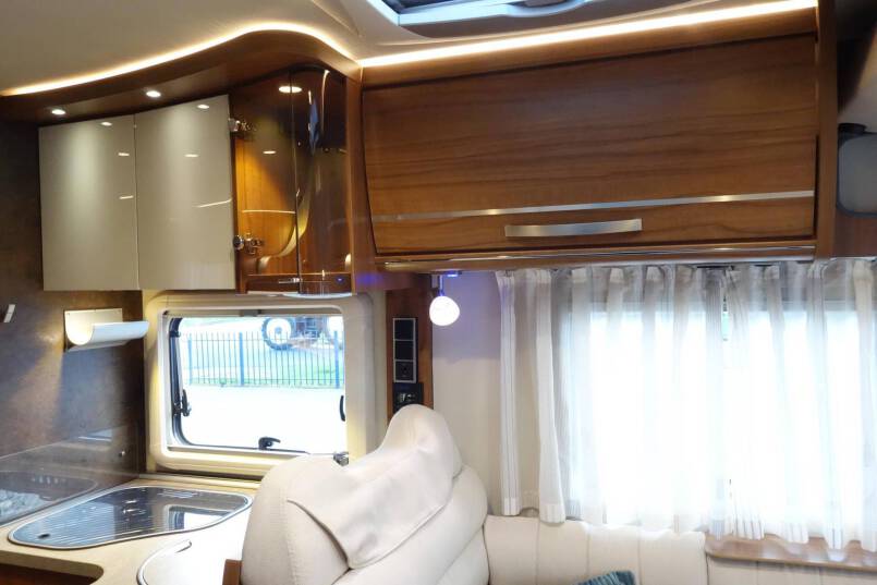 Hymer ML I 620 AUTOMAAT, 190 pk, 2 aparte bedden 24