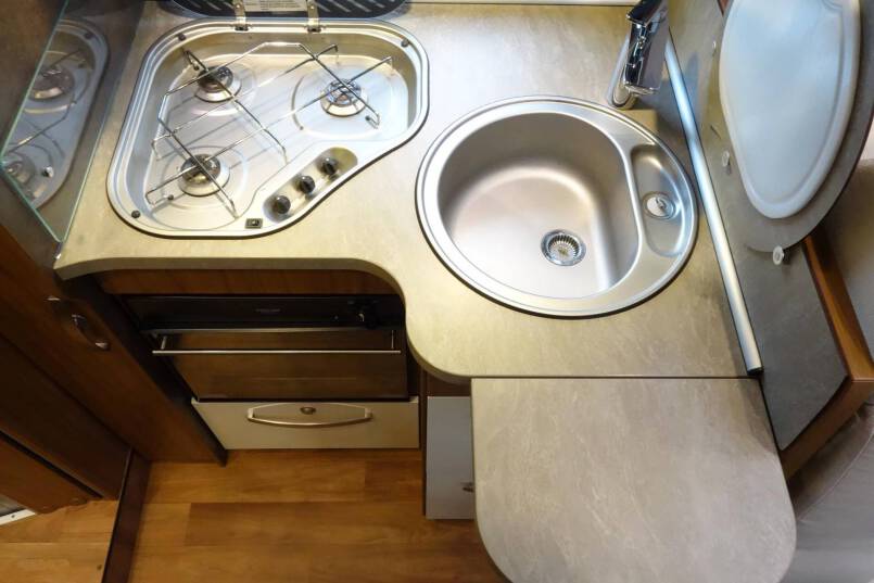 Hymer ML I 620 AUTOMAAT, 190 pk, 2 aparte bedden 26