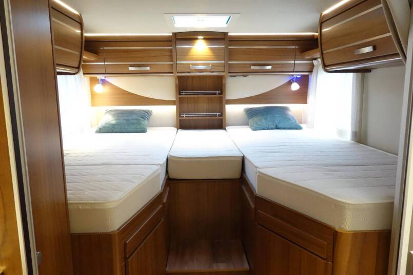 Hymer ML I 620 AUTOMAAT, 190 pk, 2 aparte bedden 29