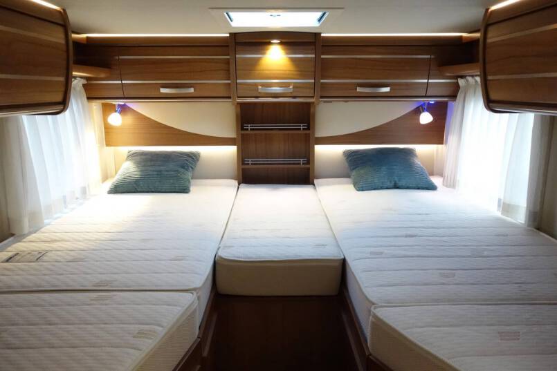 Hymer ML I 620 AUTOMAAT, 190 pk, 2 aparte bedden 31