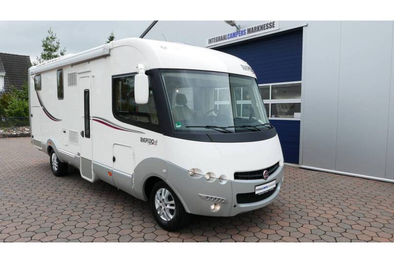 Rapido 9066 DF 150 pk, grote garage, 2 aparte bedden 4