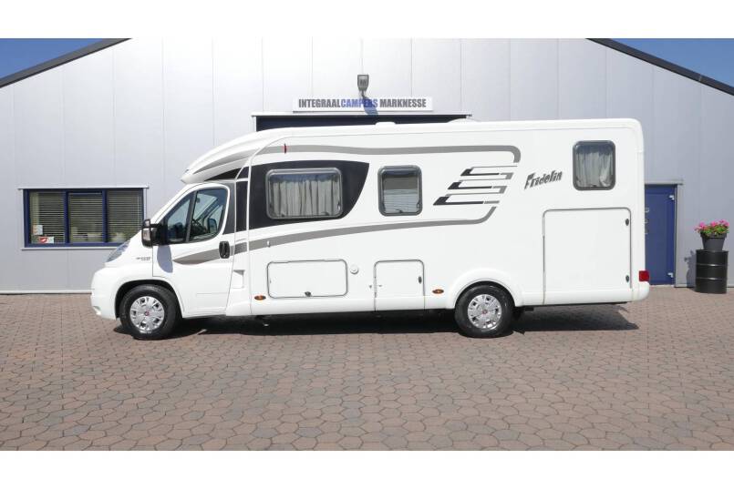 Hymer T 678 CL 180 pk AUTOMAAT MAXI chassis, 16’’ velgen, 2 aparte bedden 2