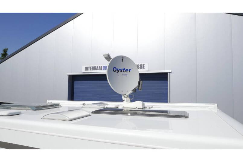 Hymer T 678 CL 180 pk AUTOMAAT MAXI chassis, 16’’ velgen, 2 aparte bedden 41