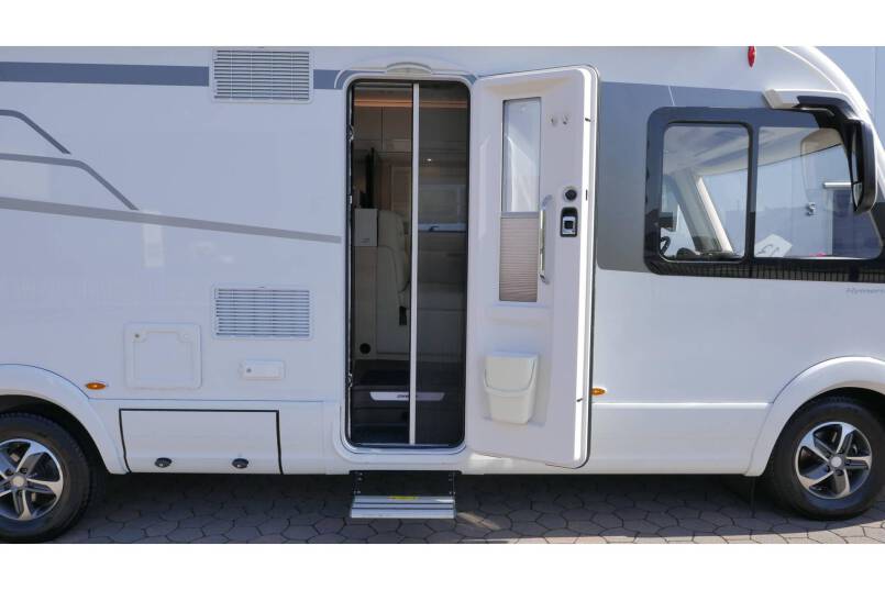 Hymer B 704 SL SupremeLine AUTOMAAT, 180 pk, 2 aparte bedden 12