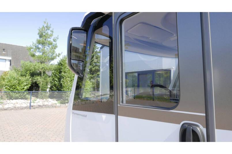 Hymer B 704 SL SupremeLine AUTOMAAT, 180 pk, 2 aparte bedden 13