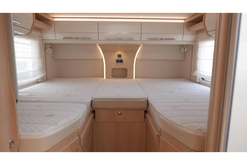 Hymer B 704 SL SupremeLine AUTOMAAT, 180 pk, 2 aparte bedden 31