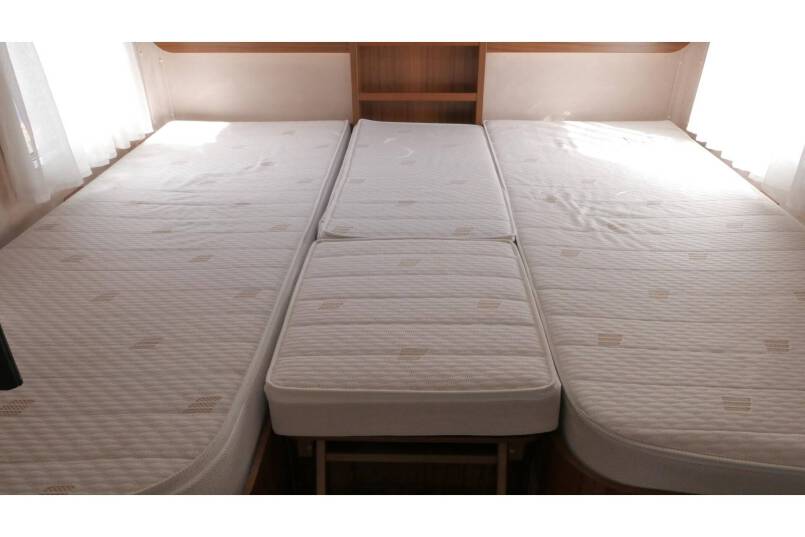 Hymer B 678 Experience AUTOMAAT, 180 pk, bovenkastjes 29