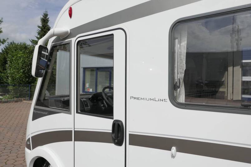 Hymer B 588 PL AUTOMAAT 3.0 177 PK, 4 kringsluchtvering 15
