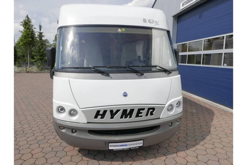 Hymer B 674 G L-zit, enkele bedden, grote garage 1