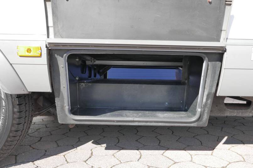 Hymer B 624 G L-zit, garage, zeldzame uitvoering 11