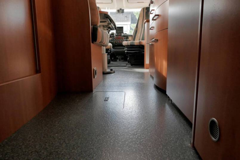 Hymer B 624 G L-zit, garage, zeldzame uitvoering 33