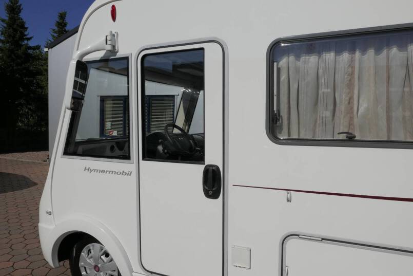 Hymer B 578 bovenkastjes, 3.0 177pk, lengte bedden 13