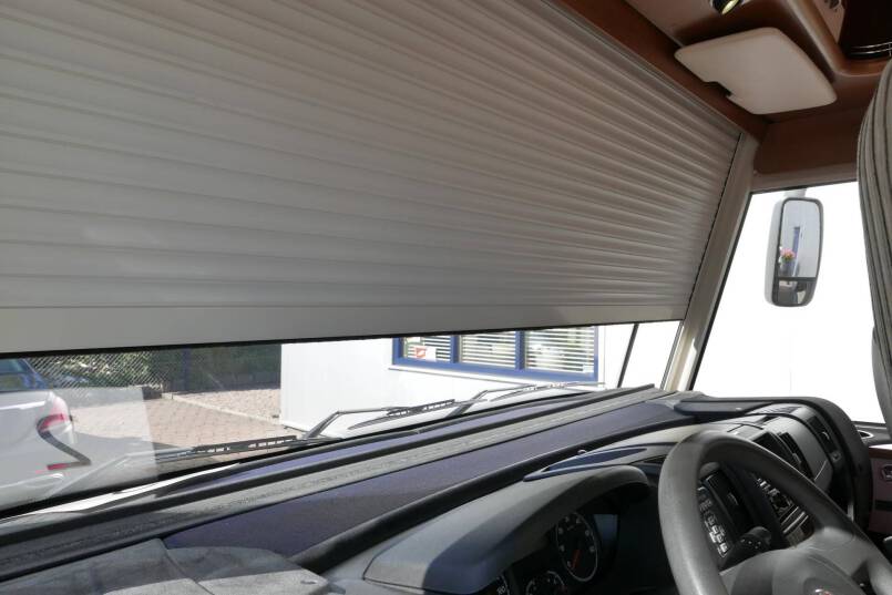 Hymer B 578 bovenkastjes, 3.0 177pk, lengte bedden 18
