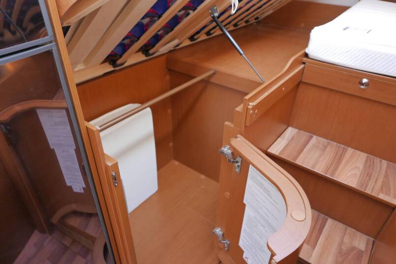 Hymer B 578 bovenkastjes, 3.0 177pk, lengte bedden 30