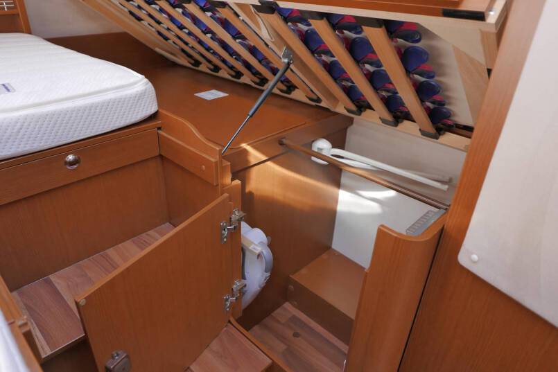 Hymer B 578 bovenkastjes, 3.0 177pk, lengte bedden 31