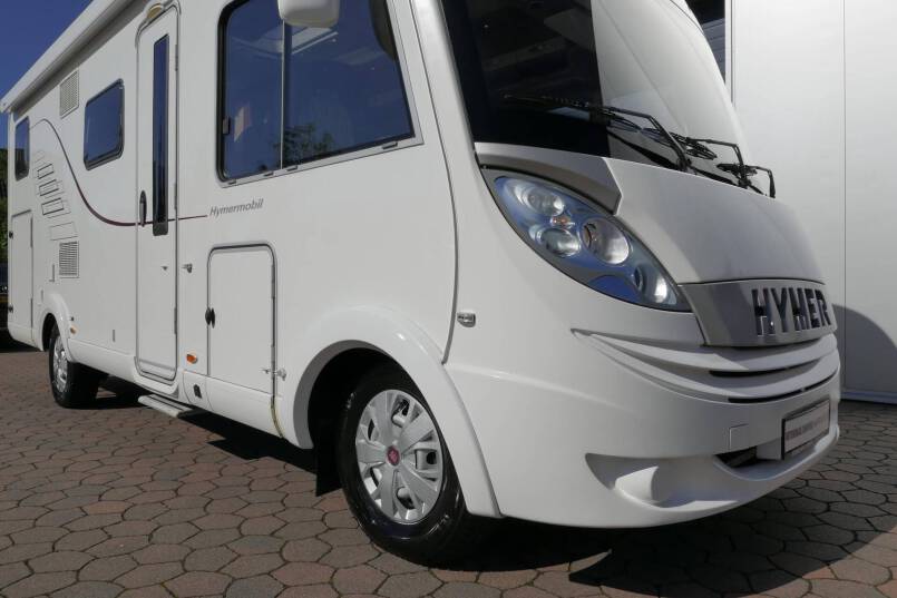 Hymer B 578 bovenkastjes, 3.0 177pk, lengte bedden 7