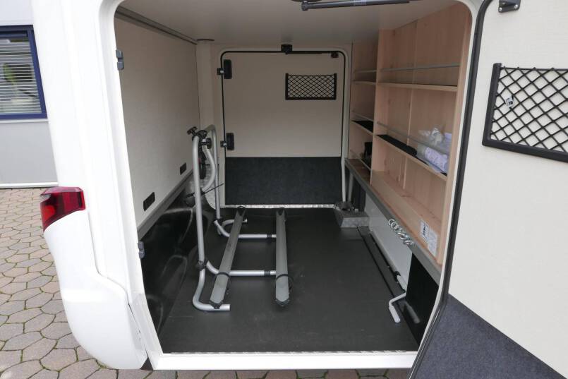 hymer BMC I 600 Mercedes Benz, AUTOMAAT, 2 aparte bedden 11