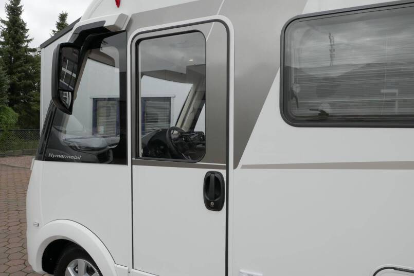 hymer BMC I 600 Mercedes Benz, AUTOMAAT, 2 aparte bedden 15