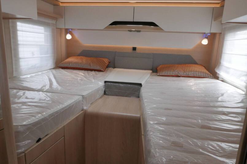 hymer BMC I 600 Mercedes Benz, AUTOMAAT, 2 aparte bedden 29