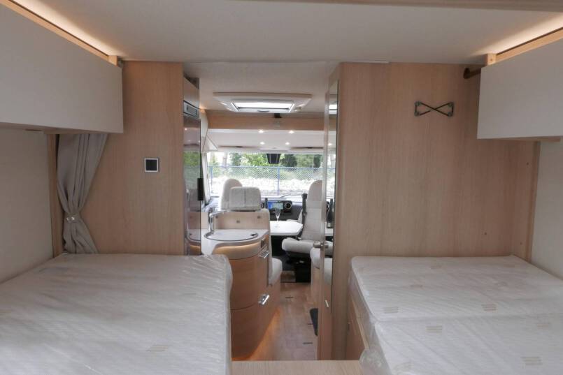 hymer BMC I 600 Mercedes Benz, AUTOMAAT, 2 aparte bedden 33