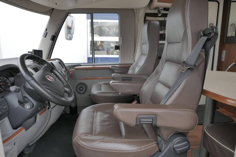 Hymer B 614 SL Star Edition Hymer  B 614 SL Star Edition 3.0 AUTOMAAT, VOL OPTIE 16