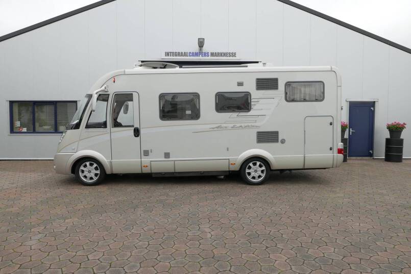 Hymer B 614 SL Star Edition Hymer  B 614 SL Star Edition 3.0 AUTOMAAT, VOL OPTIE 2