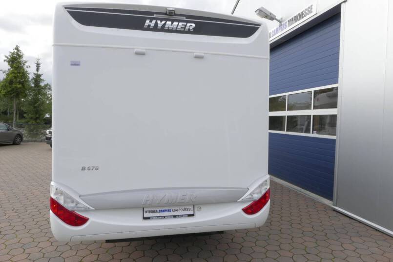 Hymer B 678 Hymer  B 678 3.0 AUTOMAAT 177 pk bovenkastjes 3