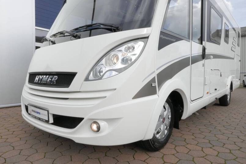 Hymer B 678 Hymer  B 678 3.0 AUTOMAAT 177 pk bovenkastjes 6
